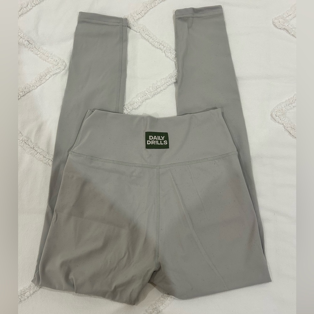 Daily Drills Leggings — Go! Drills Light Gray